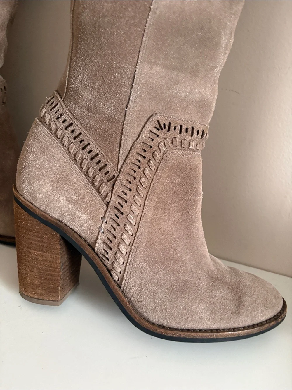 Vince Camuto vince camuto